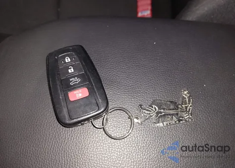 2025 Toyota Rav4 Xle из США, поврежденный, VIN 2T3P1RFV1SW500234